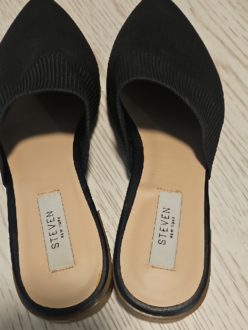 Seven New York Black Knit Pointed Slip-On Mules Size 10,  Like New!! - Picture 5 of 12